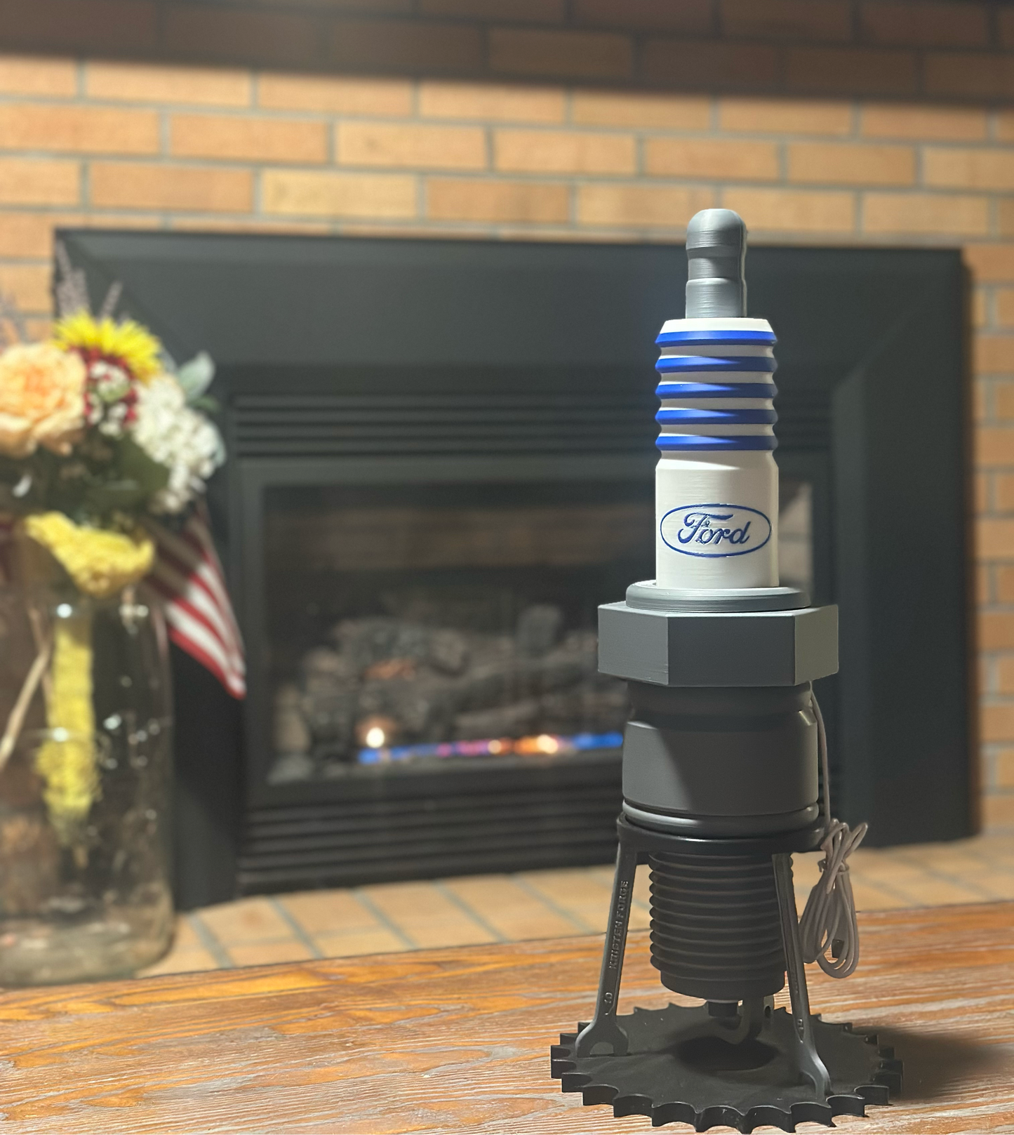 Ford usb lit spark plug lamp with stand